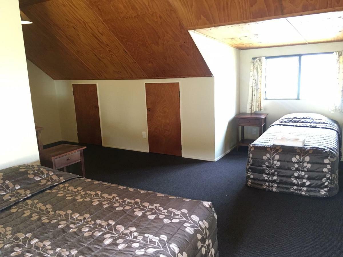Woodlands Motels And Apartments Dunedin Luaran gambar